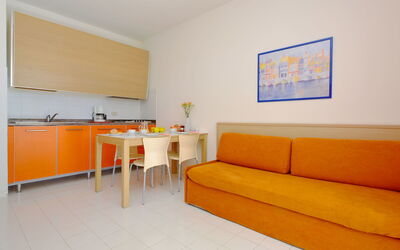 Accommodation:&nbsp;Parco Hemingway 701.1