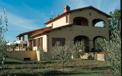 SAN FRUSTINO HOLIDAY RENTALS