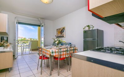 Accommodation:&nbsp;Robinia Pinetine 646.1