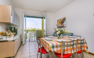 Accommodation:&nbsp;Robinia Pinetine 646.1