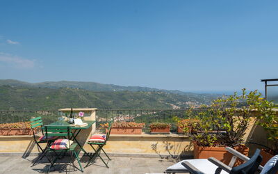 Bella Vista (Dol284)