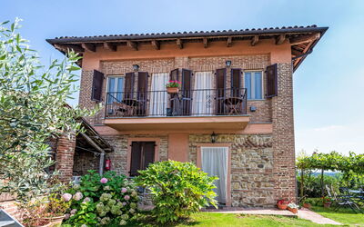 Accommodation:&nbsp;Bricco dei Ciliegi 603.1