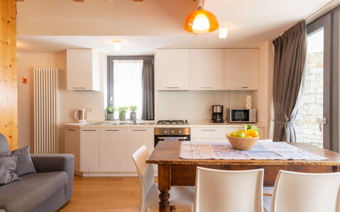 Colico 619: Furniture, Table, Property, Window, Cabinetry, Wood, Orange, Countertop, Interior Design, Kitchen