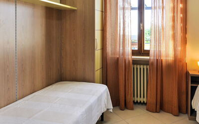 Accommodation:&nbsp;Argentina 712.2