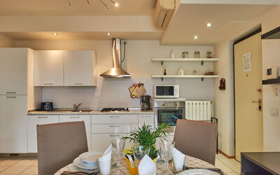 Accommodation:&nbsp;Angela 622.2