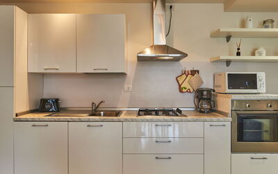 Accommodation:&nbsp;Angela 622.2