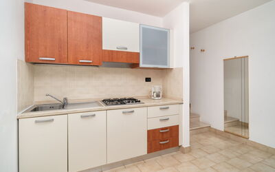 Accommodation:&nbsp;Primera 653.3