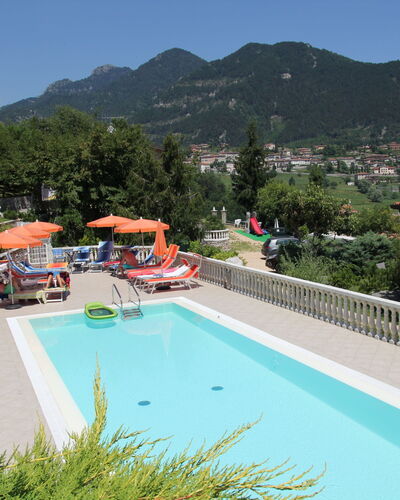 Tremosine 651: Swimming Pool, Property, Resort, Leisure, Vacation, Real Estate, Tourism, Resort Town, Hill Station, Building