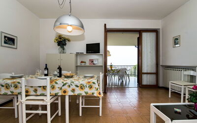 Accommodation:&nbsp;Gianni 639.3