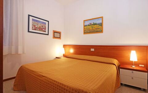 Bibione 632: Bedroom, Bed, Room, Furniture, Bed Sheet, Property, Bed Frame, Bedding, Interior Design, Mattress