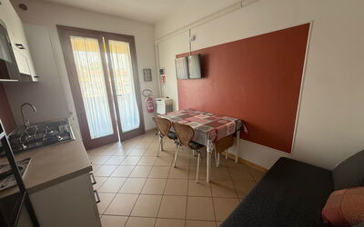 Accommodation:&nbsp;Solmare 651.16