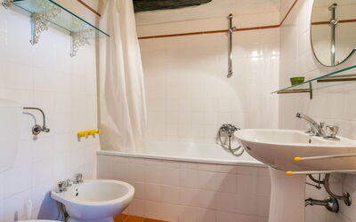 Accommodation:&nbsp;Podere Zano 626.4