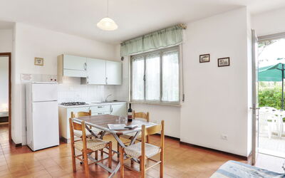 Accommodation:&nbsp;Riviera 2 610.4