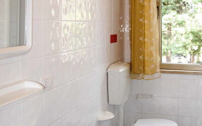 Accommodation:&nbsp;Riviera 6 610.5