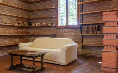 Accommodation:&nbsp;Borgo del Papa 607.1