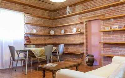 Accommodation:&nbsp;Borgo del Papa 607.1