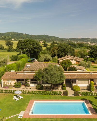 Lago di Bolsena 663: Swimming Pool, Estate, Garden, Hacienda, Farmhouse, Villa, Lawn, Resort, Plantation, Eco Hotel
