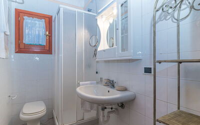 Accommodation:&nbsp;Biancospino 606.13