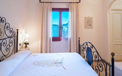 Accommodation:&nbsp;S'Abba e Sa Pedra 606.20
