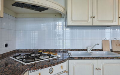 Accommodation:&nbsp;Roberta 736.2