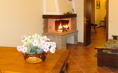 Accommodation:&nbsp;Montechioccioli 649.4