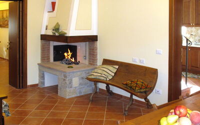 Accommodation:&nbsp;Montechioccioli 649.4