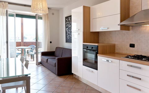 Accommodation:&nbsp;Santa Costanza 651.3