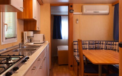 Accommodation:&nbsp;Centro Vacanze Isuledda 651.2