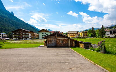 Accommodation:&nbsp;Cincelli - Marmolada 642.3