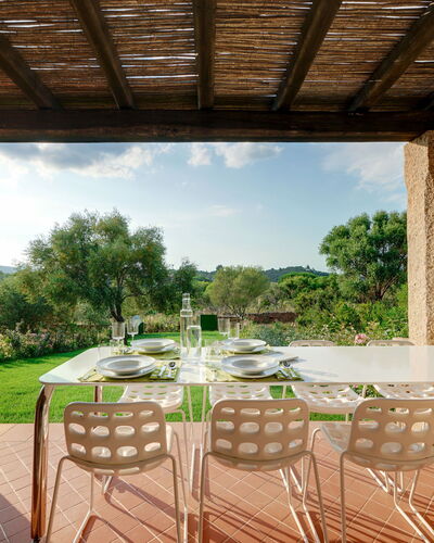 San Teodoro 733: Plant, Cloud, Sky, Property, Furniture, Nature, Shade, Chair, Lighting, Wood