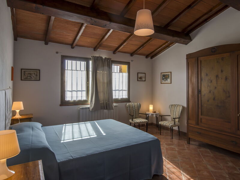 Accommodation:&nbsp;Giambardino