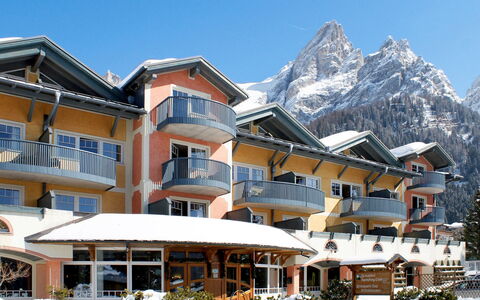 Accommodation:&nbsp;Sporting Clubresidence (Mcz121) 602.2