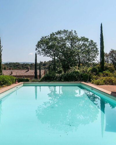 Lavacchio 16: Water, Sky, Plant, Property, Swimming Pool, Azure, Tree, Shade, Body Of Water, Leisure