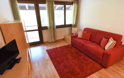 Accommodation:&nbsp;Frassan 300.1
