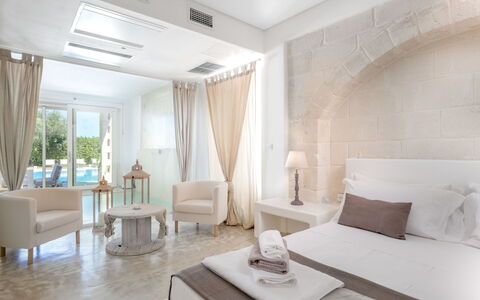 Villa Niraclo': Furniture, Property, Comfort, Table, Building, Interior Design, Textile, Wood, Plant, Curtain