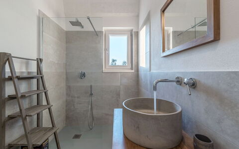Villa Amelia: Bathroom, Room, Property, Floor, Wall, Architecture, Interior Design, Tile, House, Building