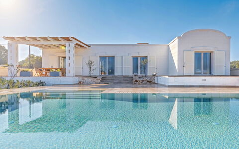 Villa Amelia: Property, Swimming Pool, Building, House, Real Estate, Home, Architecture, Villa, Estate, Resort