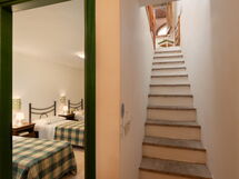 Accommodation:&nbsp;Begonia
