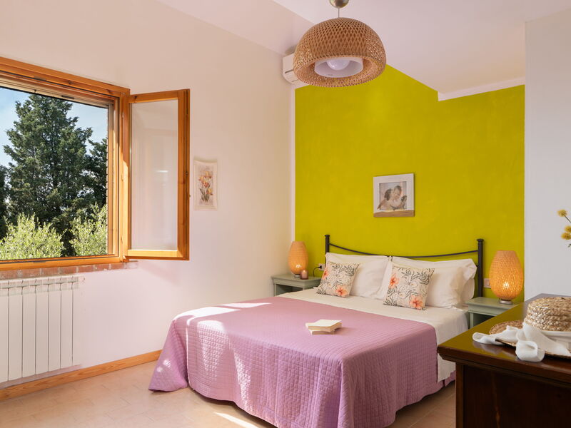 Accommodation:&nbsp;Erica