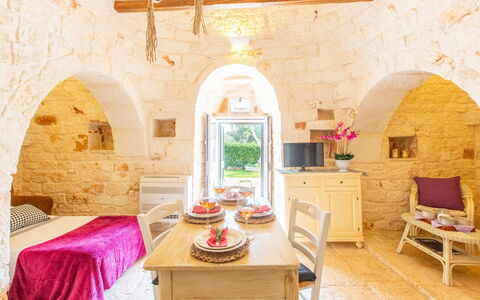 Trullo Del Mandarino: Room, Property, Building, Interior Design, Furniture, House, Table, Living Room, Villa, Arch