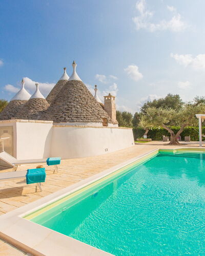 Trullo Del Mandarino: Property, Swimming Pool, Building, Villa, Real Estate, House, Estate, Vacation, Leisure, Architecture