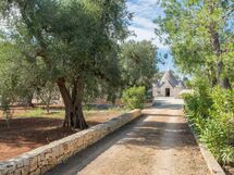 Trullo Suenn Con Piscina