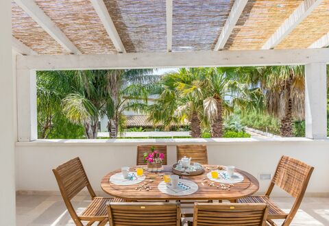 Casa Bianca: Property, Room, Ceiling, Interior Design, House, Real Estate, Building, Furniture, Home, Table