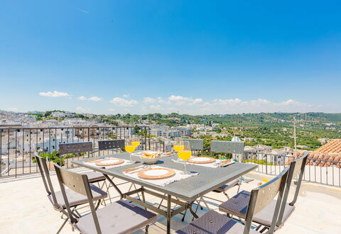 Solo Voi: Property, Real Estate, Yellow, Table, Building, House, Room, Estate, Furniture, Apartment