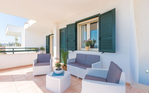 Appartamento Panorama Sul Mare: Property, Room, Building, Interior Design, Furniture, House, Real Estate, Living Room, Apartment, Floor