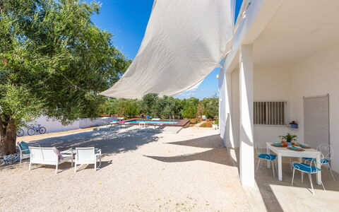 Lamia Di Nonna Mena: Property, Building, House, Real Estate, Room, Resort, Vacation, Architecture, Shade, Apartment
