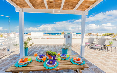 La Terrazza Vista Mare Di Marco: Property, Vacation, Sky, Real Estate, Building, Room, House, Resort, Interior Design, Ocean