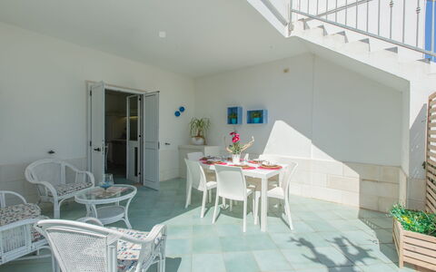 Casa Rosa: Property, Room, Building, House, Furniture, Apartment, Interior Design, Real Estate, Table, Balcony