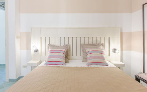 Casa Rosa: Bedroom, Furniture, Room, Bed, Property, Interior Design, Bed Sheet, Floor, Bed Frame, Ceiling