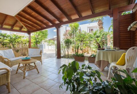 Villa Anna: Property, Real Estate, Building, Room, Resort, House, Eco Hotel, Interior Design, Villa, Porch